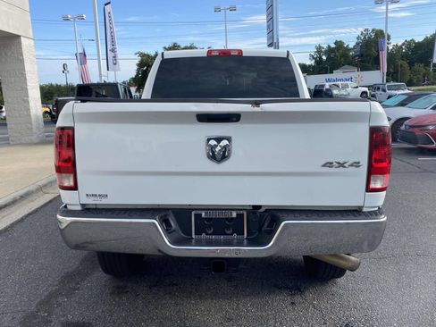 Used 2014 RAM 2500 Tradesman w/ Chrome Appearance Group AWD/4WD image 6