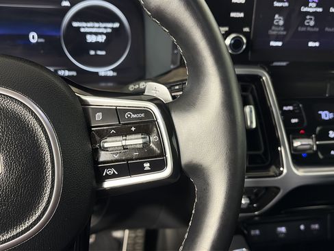 Certified 2023 Kia Sorento SX Prestige image 34