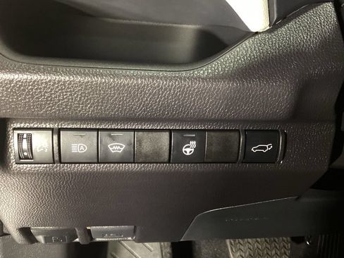 Used 2025 Toyota RAV4 XLE w/ Convenience Package AWD/4WD image 22