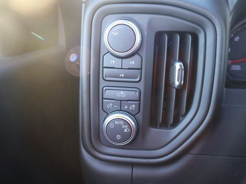 Used 2020 GMC Sierra 2500 4x4 Crew Cab w/ Convenience Package image 34