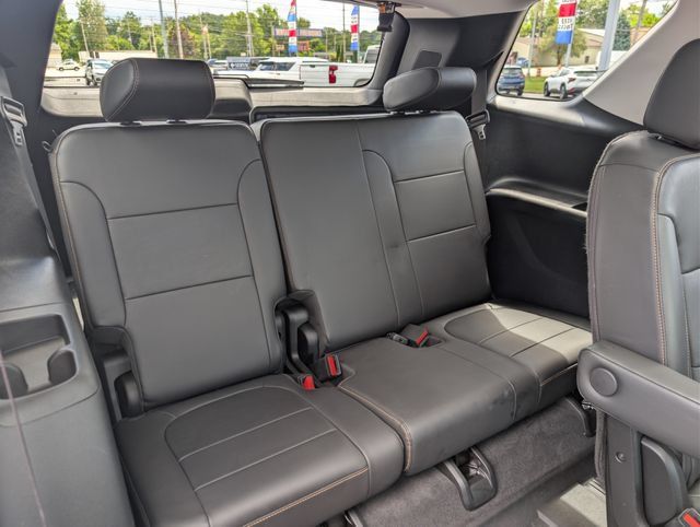 Used 2020 Chevrolet Traverse Premier w/ Redline Edition AWD/4WD image 19