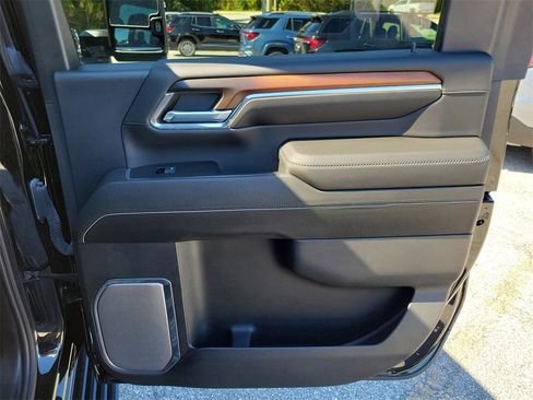 Used 2024 GMC Sierra 2500 Denali w/ Denali Reserve Package image 44