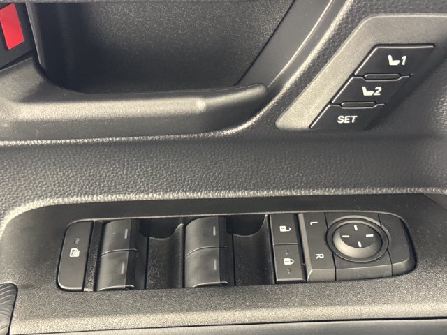 Certified 2026 Toyota 4Runner TRD Off-Road Premium AWD/4WD image 32