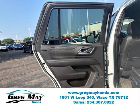 Used 2021 GMC Yukon SLT w/ SLT Luxury Plus Package RWD image 22