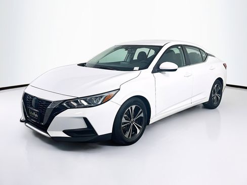 Used 2022 Nissan Sentra SV image 3
