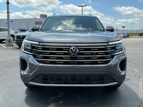 Certified 2025 Volkswagen Atlas SEL AWD/4WD image 8