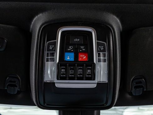 Used 2026 RAM 1500 Laramie w/ Night Edition image 29