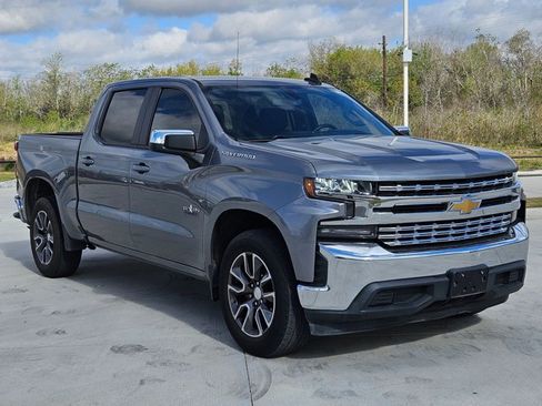 Used 2020 Chevrolet Silverado 1500 LT w/ Texas Edition image 3