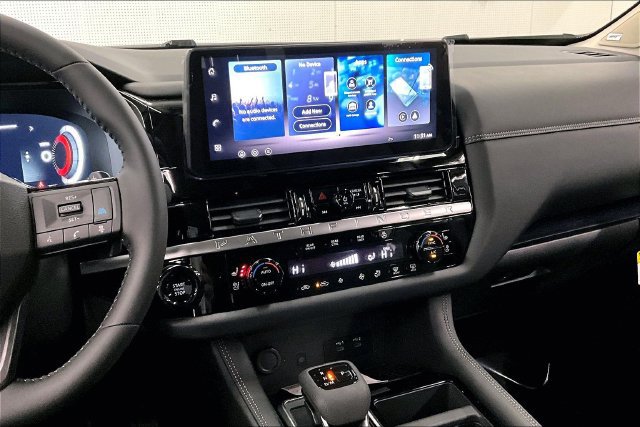 New 2026 Nissan Pathfinder Platinum w/ Cargo Package AWD/4WD image 8