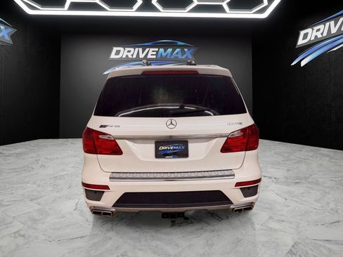 Used 2016 Mercedes-Benz GL 550 4MATIC image 6