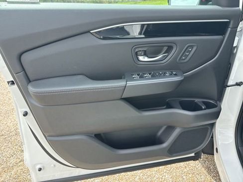 New 2026 Honda Pilot EX-L image 16