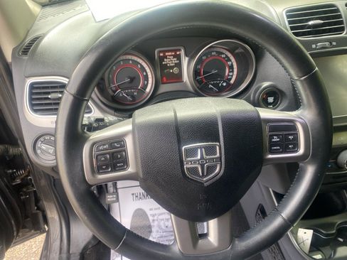 Used 2018 Dodge Journey Crossroad AWD/4WD image 11