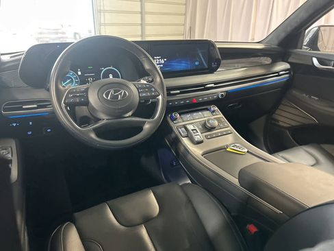 Used 2025 Hyundai Palisade Calligraphy image 22