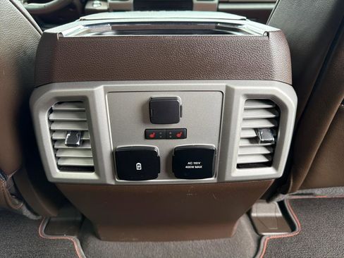 Used 2019 Ford F450 King Ranch w/ King Ranch Ultimate Package AWD/4WD image 27