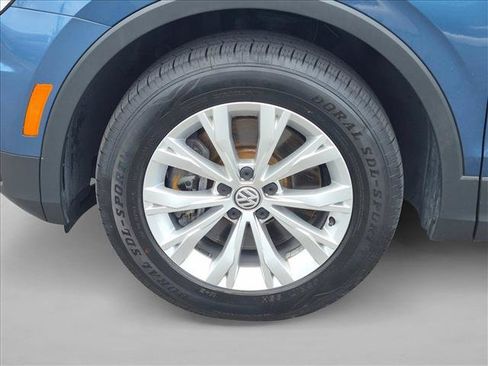 Used 2019 Volkswagen Tiguan S w/ Driver Assistance Package FWD image 22