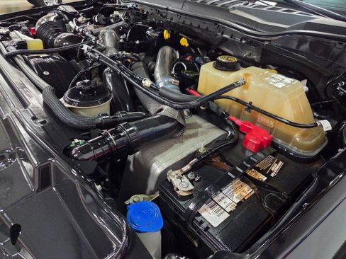 Used 2019 Ford F250 Lariat w/ Lariat Ultimate Package image 95