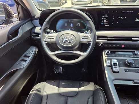 Used 2024 Hyundai Palisade SEL FWD image 12