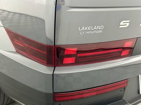 Used 2025 Hyundai Santa Fe SE AWD/4WD image 23