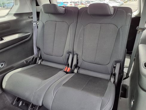 Used 2024 Jeep Grand Cherokee L Laredo image 23