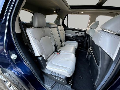 Used 2024 Honda Pilot Touring image 25