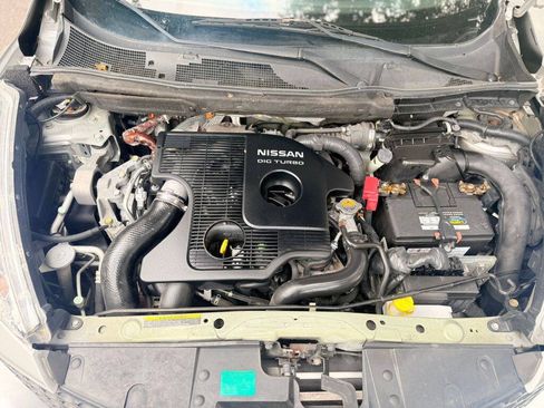 Used 2012 Nissan Juke S FWD image 11