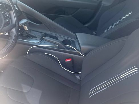 Used 2025 Hyundai Elantra Sport FWD image 7