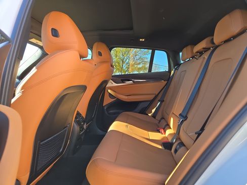 Certified 2023 BMW X4 M40i w/ Premium Package image 13