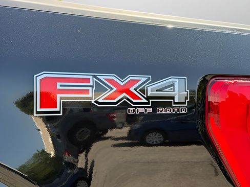 Used 2023 Ford F150 Lariat w/ Equipment Group 502A High AWD/4WD image 27