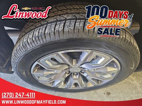 Used 2023 GMC Sierra 1500 Denali w/ Denali Reserve Package AWD/4WD image 8