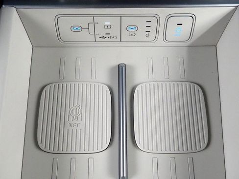 Used 2025 Hyundai Santa Fe Limited image 26