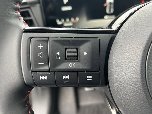 New 2025 Nissan Kicks SR w/ Illumination Package image 13