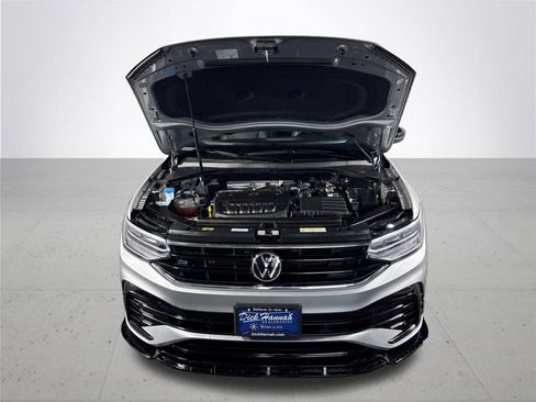 Certified 2023 Volkswagen Tiguan SE R-Line image 22