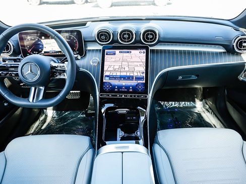 Used 2024 Mercedes-Benz C 300 Sedan image 10