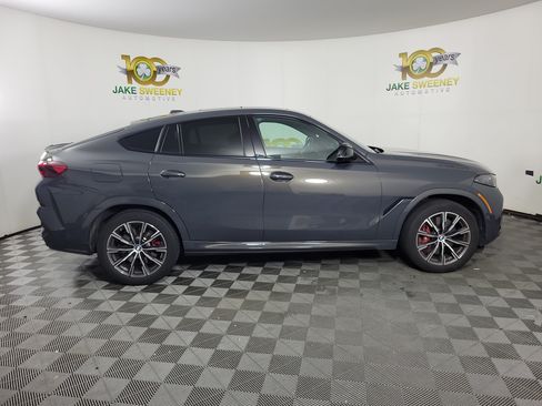 Used 2025 BMW X6 M60i AWD/4WD image 4