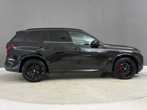 Certified 2025 BMW X5 xDrive40i w/ M Sport Package AWD/4WD image 8