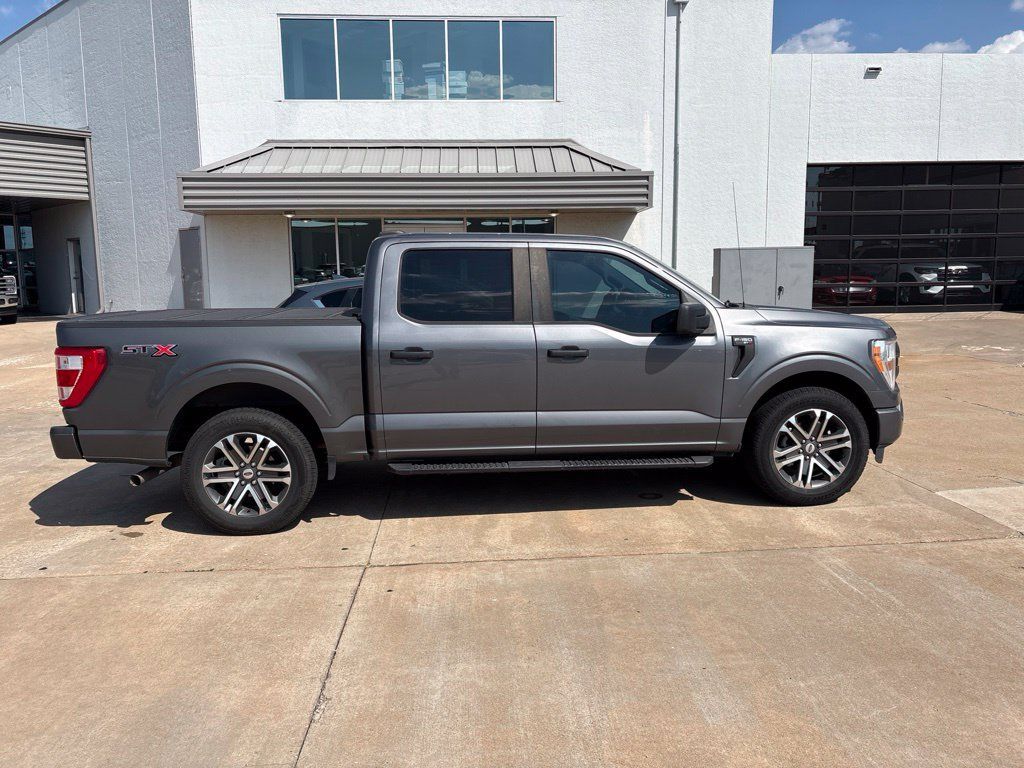 Used 2021 Ford F150 XL w/ STX Appearance Package RWD image 3