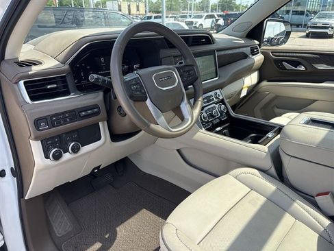 Certified 2024 GMC Yukon Denali AWD/4WD image 10