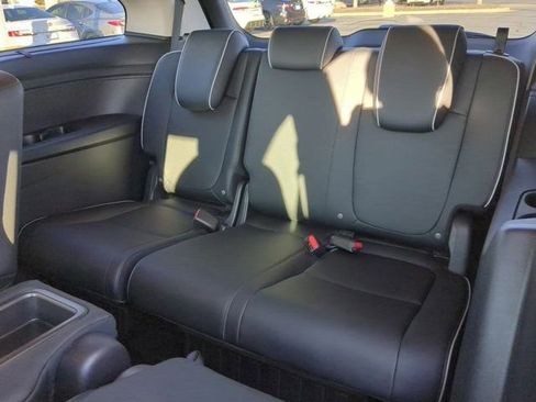 Used 2025 Honda Odyssey Touring image 17