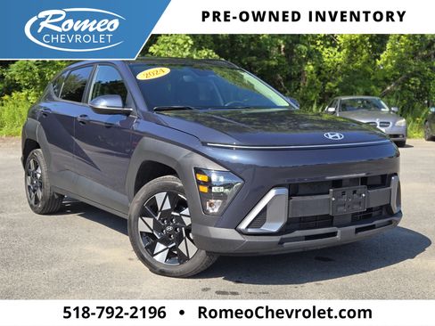 Used 2024 Hyundai Kona SEL AWD/4WD image 1