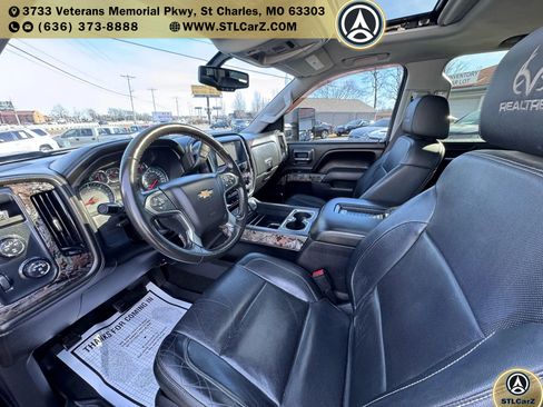 Used 2016 Chevrolet Silverado 1500 LTZ Z71 w/ Realtree Edition image 10