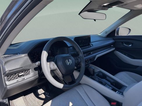 Used 2023 Honda Accord EX image 26