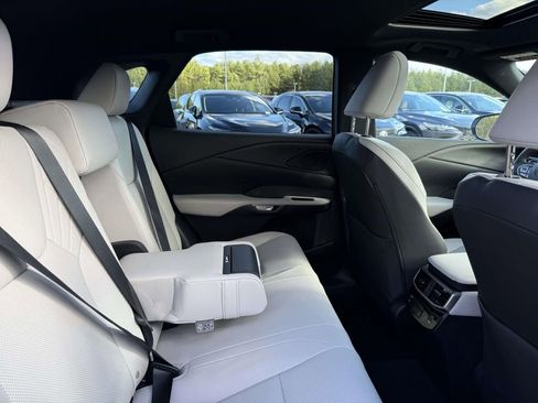 Used 2025 Lexus RX 350 F Sport image 18