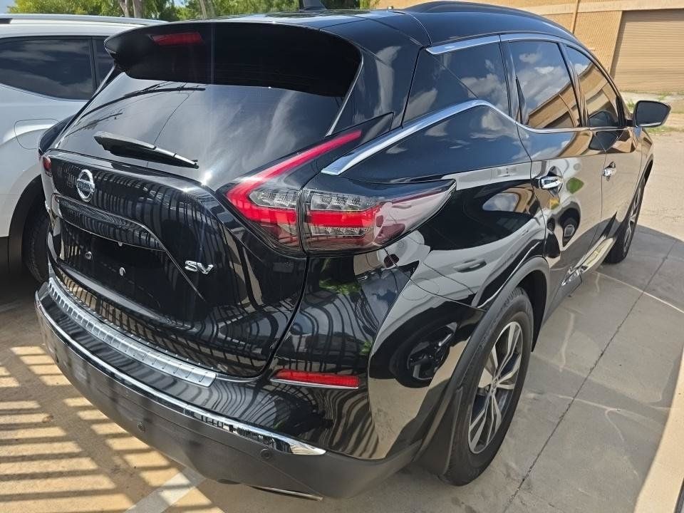 Used 2022 Nissan Murano SV FWD image 3
