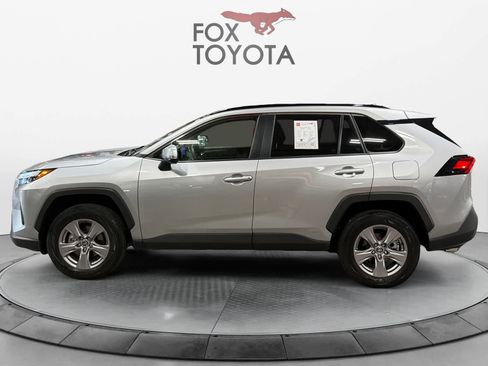 Used 2024 Toyota RAV4 LE AWD/4WD image 3