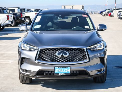 New 2025 INFINITI QX50 Luxe image 2