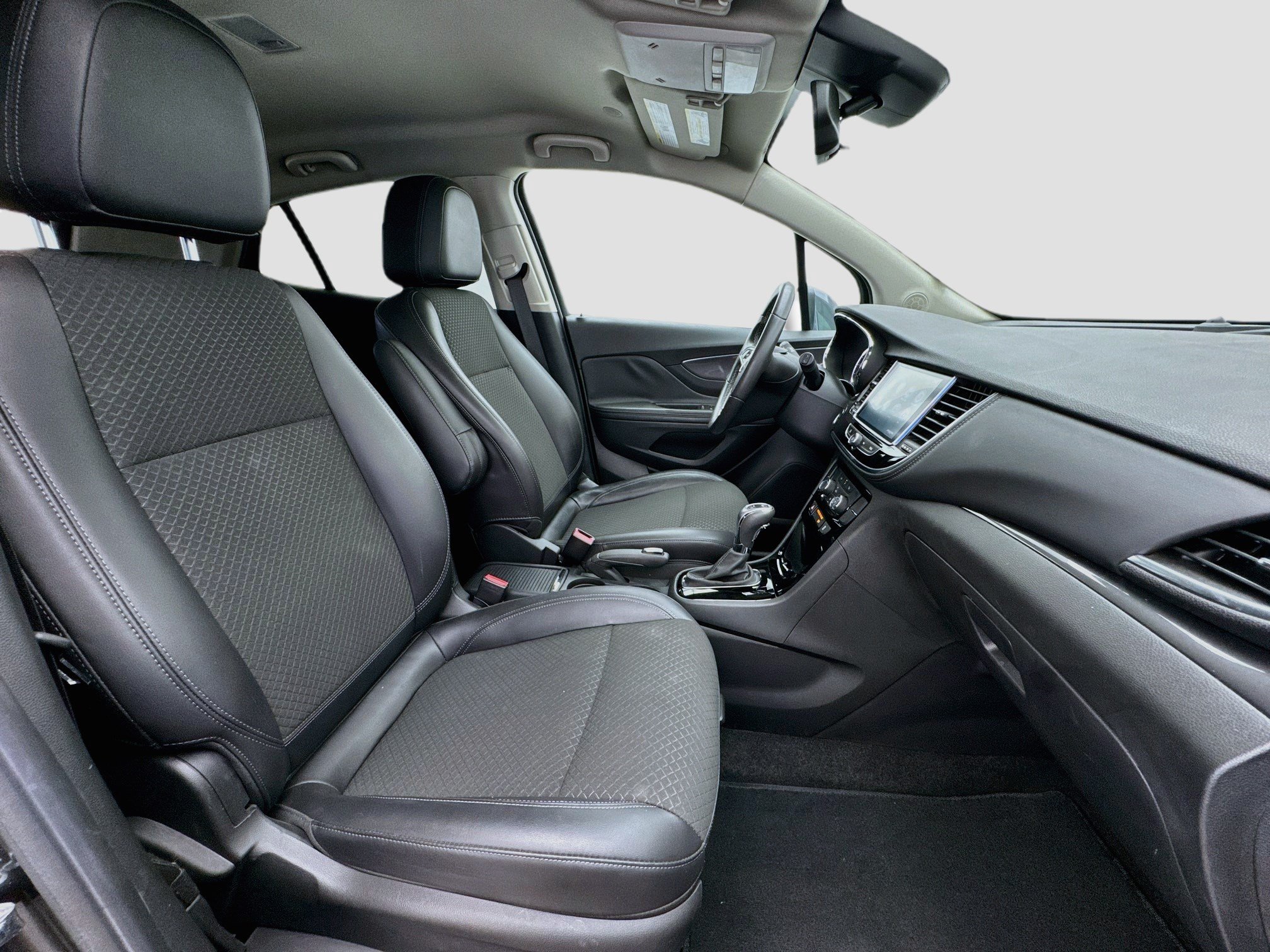 Used 2018 Buick Encore Preferred FWD image 18