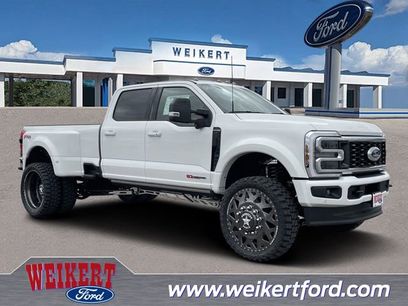 New 2026 Ford F450 Platinum w/ FX4 Off-Road Package