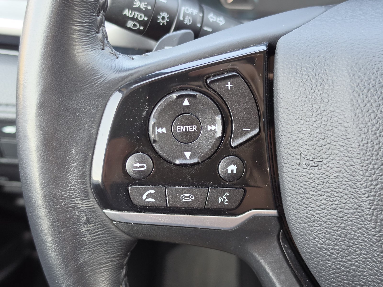 Used 2023 Honda Odyssey Touring image 23
