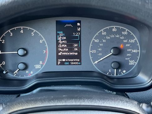 Used 2024 Toyota Corolla LE image 29