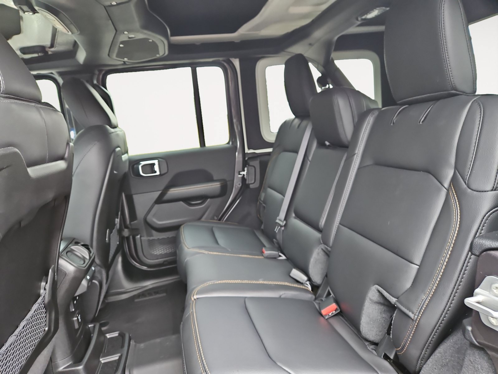 New 2027 Jeep Wrangler Unlimited Sahara AWD/4WD image 13